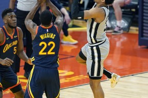 kpl中国官网 -NBA常规赛加时末段走向成谜，多伦多猛龙临场应变，媒体盛赞，轮换策略成焦点的简单介绍