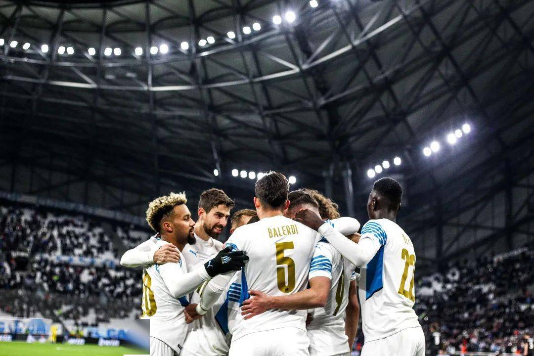 西汉姆发布备战花絮,集结日遗憾出局,意甲任务艰巨,赛程密集仍需轮换(日本宣布进入紧急状态) 西汉姆发布备战花絮,集结日遗憾出局,意甲任务艰巨,赛程密集仍需轮换(日本宣布进入紧急状态)