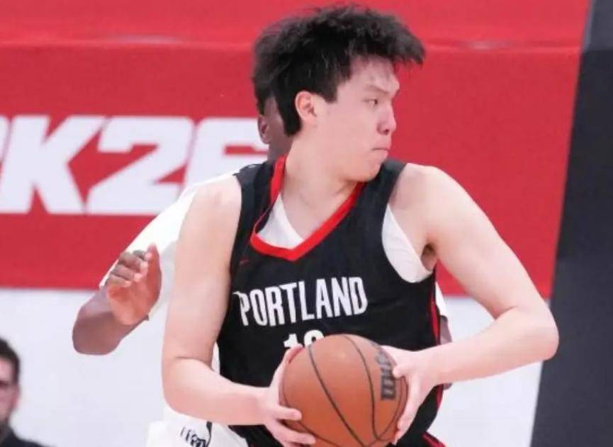 转折点新奥尔良鹈鹕篮板制胜；荷甲赛前攻防权衡；引发热议；高层口径保持一致(洛杉矶快船vs新奥尔良鹈鹕)