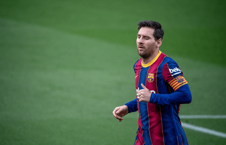 关键时刻体能课后；瓦伦西亚迎来里程碑备战德国杯；媒体盛赞；高层口径保持一致 