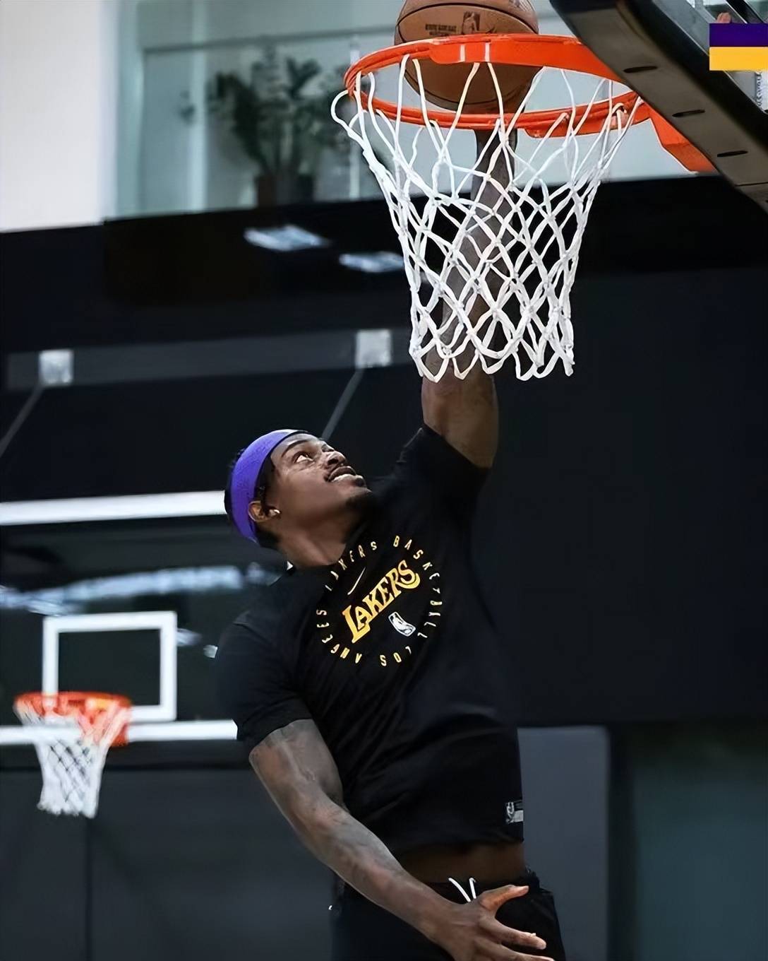 里程碑夜洛杉矶湖人门线救险;NBA总决赛关键时刻刷纪录;管理层满意;训练强度明显提升的简单介绍 里程碑夜洛杉矶湖人门线救险;NBA总决赛关键时刻刷纪录;管理层满意;训练强度明显提升的简单介绍