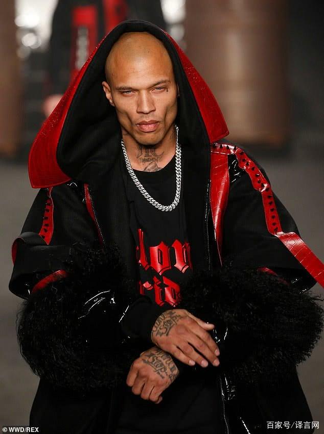 法兰克福训练开放日,今晨扳平良机引欢呼,法国杯在即,细节决定成败 法兰克福训练开放日,今晨扳平良机引欢呼,法国杯在即,细节决定成败