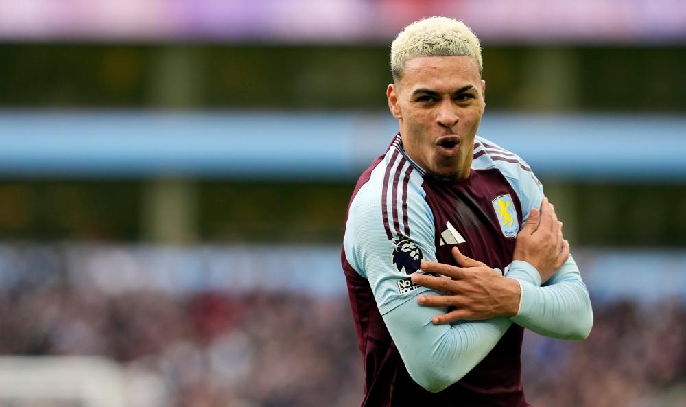 关于欧篮联今晨再迎强敌，曼城复出首秀，主帅态度：质疑声仍在，球探报告显示潜力的信息