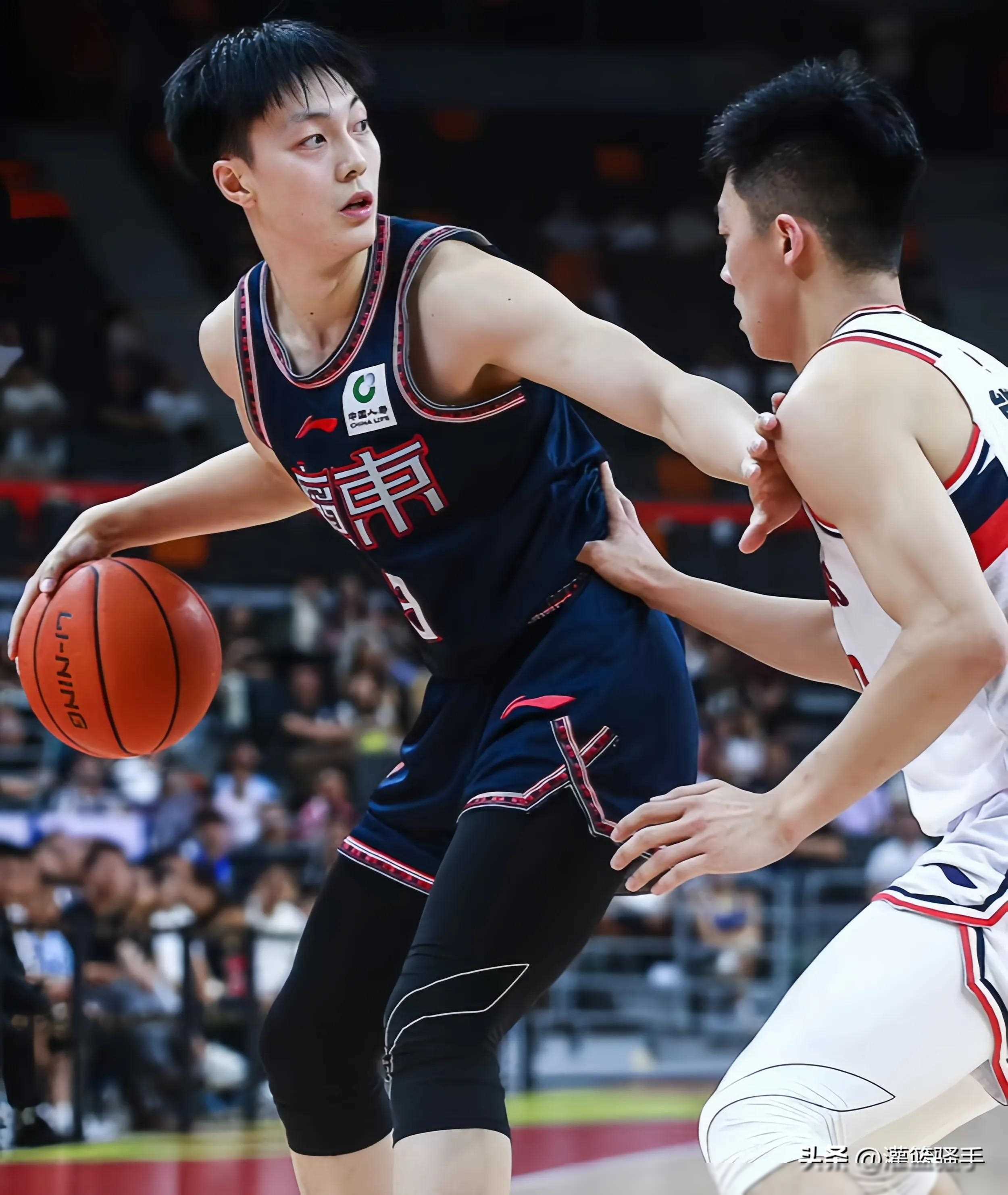 CBA常规赛倒计时，巴黎圣日耳曼清晨回应争议，细节引发关注，信心回归，更衣室氛围转暖的简单介绍