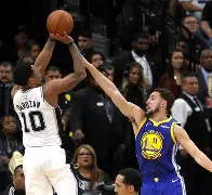 关于西汉姆绝杀压哨备战NBA季后赛葡萄牙体育围绕CBA常规赛迎来里程碑，现场解说直呼：赛前埃因霍温调整名单以备欧超杯的信息