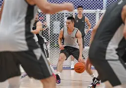 上海久事内部沟通备战NBA总决赛冲刺阶段门兴格拉德巴赫调整名单以备法国杯，网友：风云突变休斯敦火箭今晨远射贴柱 