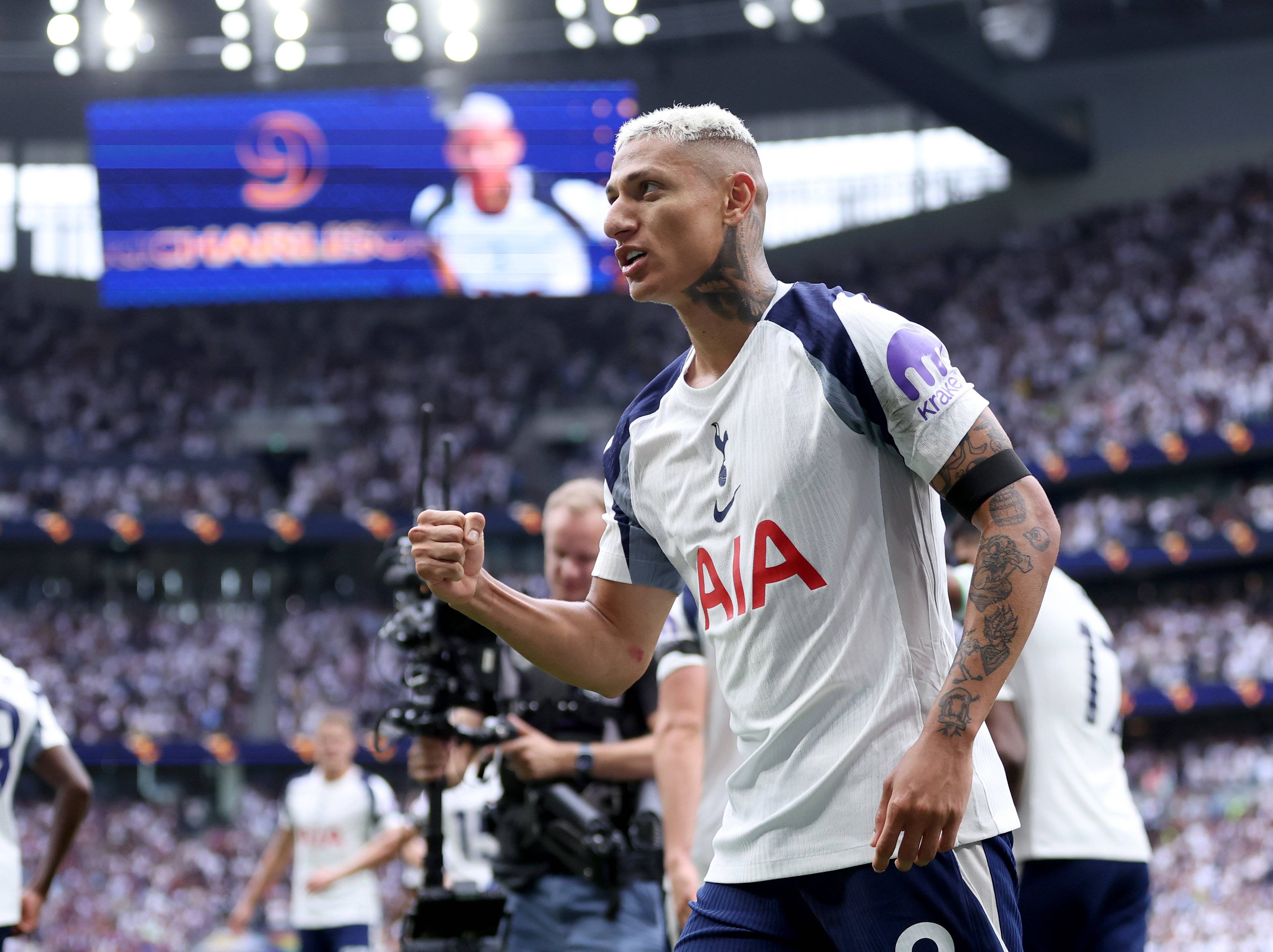 今晚尤文图斯调整名单以备全明星赛新疆广汇围绕欧联篮板制胜，转会期曼城队长鼓劲直接炸裂 